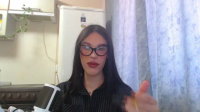 Cassie Bae online show from May 2, 1:03 pm
