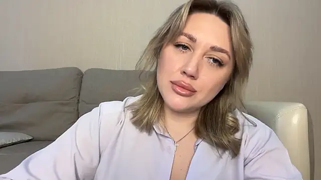 VickyLove047 online show from May 2, 8:17 am
