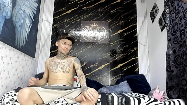 exotic hot couple online show from July 30, 9:48 pm