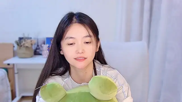 CN-Babycat online show from July 12, 1:23 pm