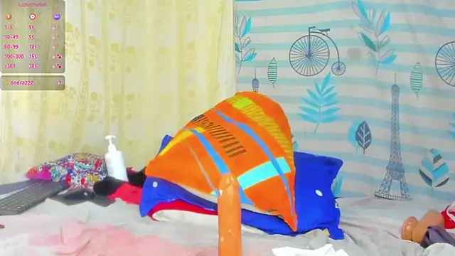 yonsol abril online show from July 26, 7:32 pm