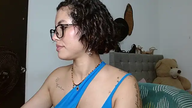 Sexy Lia  online show from June 13, 3:59 am