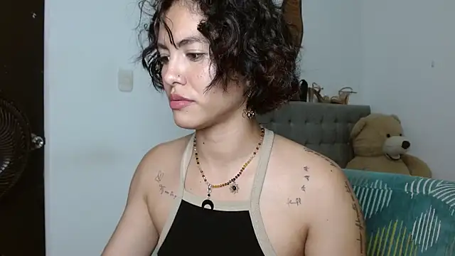 Sexy Lia  online show from June 18, 3:08 am