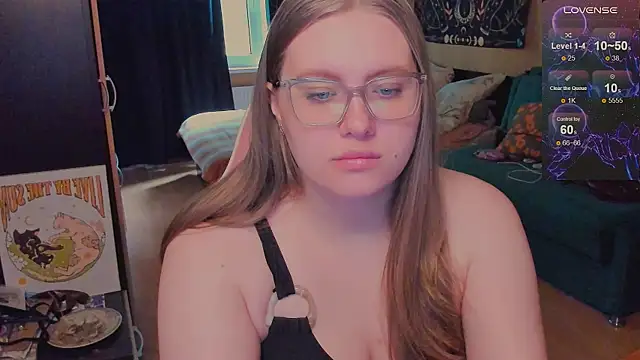 Alice Dreamgirl  online show from July 23, 9:17 am