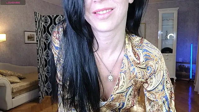 LinaJoy online show from May 1, 9:07 pm