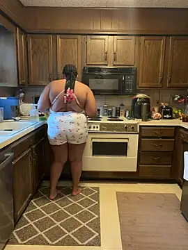 InterRacialFacial7296 online show from June 25, 1:24 pm