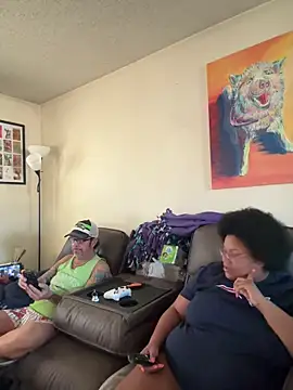 InterRacialFacial7296 online show from February 8, 10:56 pm