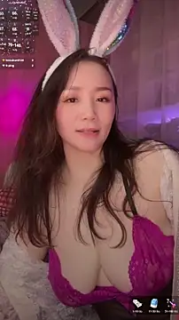 Snapshot of baobaomiqi_linger chatting on October 18, 2:25 am baobaomiqi linger online show from October 18, 2:25 am