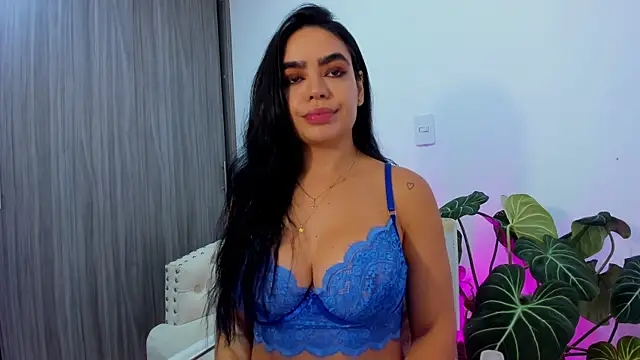 Sara Leblanc online show from January 16, 1:40 pm