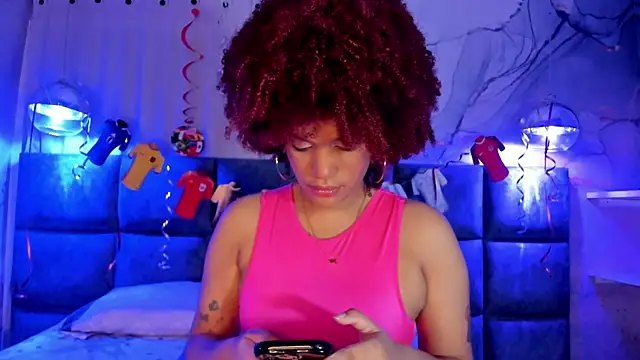 loladupont online show from July 9, 3:20 am