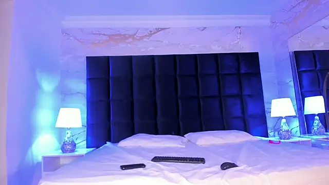 loladupont online show from February 2, 3:27 am