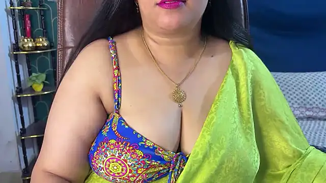 FlatVincy4 online show from July 6, 3:25 pm