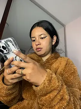 Rosita forever  online show from June 13, 4:59 pm