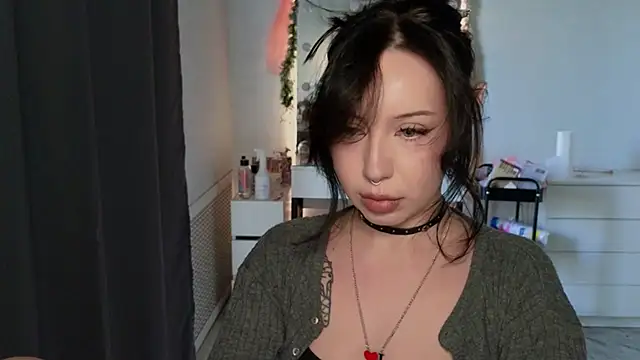 MoranaMissGod online show from May 10, 1:13 pm