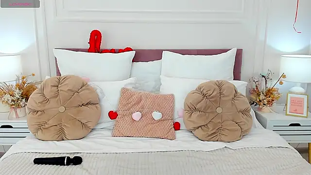 ChloeSug online show from February 24, 8:18 pm