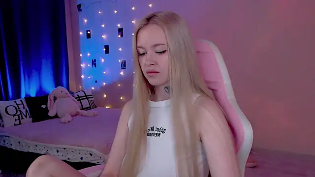 Naughty Mable online show from July 18, 2:15 am