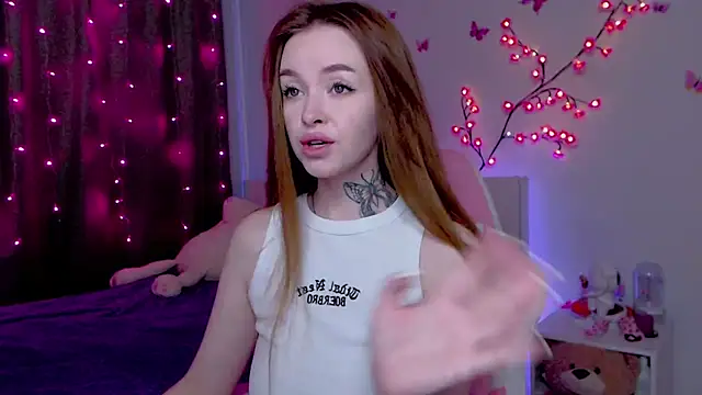 Snapshot of Naughty_Mable chatting on September 23, 1:04 am Naughty Mable online show from September 23, 1:04 am