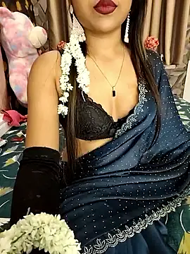 Little  Lia online show from October 13, 6:21 pm