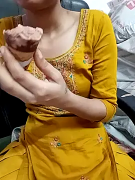 KumarSilencesex21 online show from April 30, 9:25 am