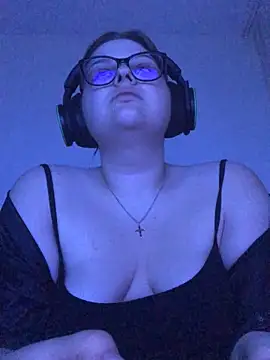 Charlotte Ros online show from October 31, 9:19 pm