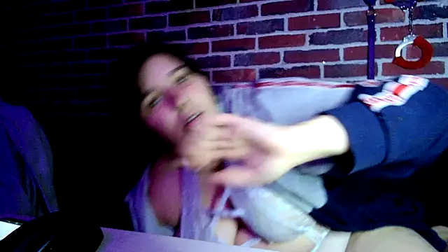 Heleneecesmecs2 online show from October 20, 10:46 pm