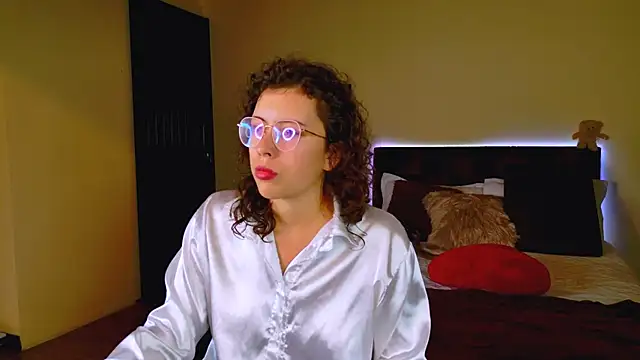 TORALAY online show from March 25, 10:40 am