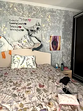 Sabrina shells online show from October 4, 10:43 am