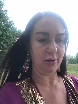 BELLAMORGANE1 online show from May 1, 9:45 am