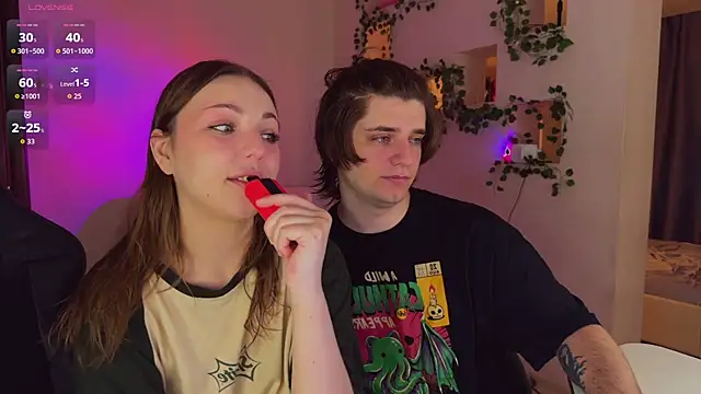RobertAndLinela online show from July 28, 1:14 am