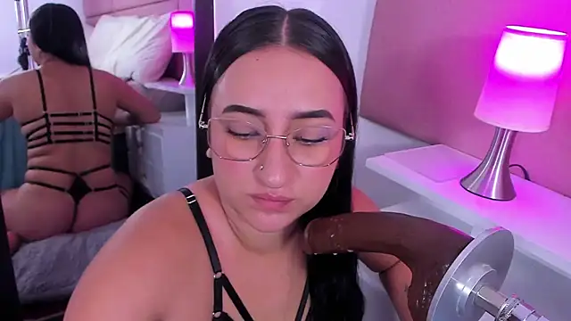 SammyMorales online show from July 10, 1:00 pm