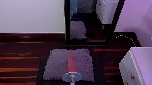 SammyMorales online show from March 11, 1:14 pm