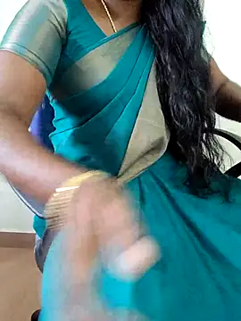Snapshot of Tamil_roja69 chatting on October 18, 6:49 am Tamil roja69 online show from October 18, 6:49 am