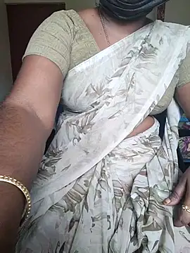 Snapshot of Tamil_roja69 chatting on October 12, 7:44 am Tamil roja69 online show from October 12, 7:44 am