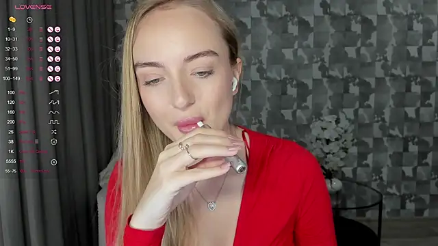 A delina online show from November 23, 2:08 pm