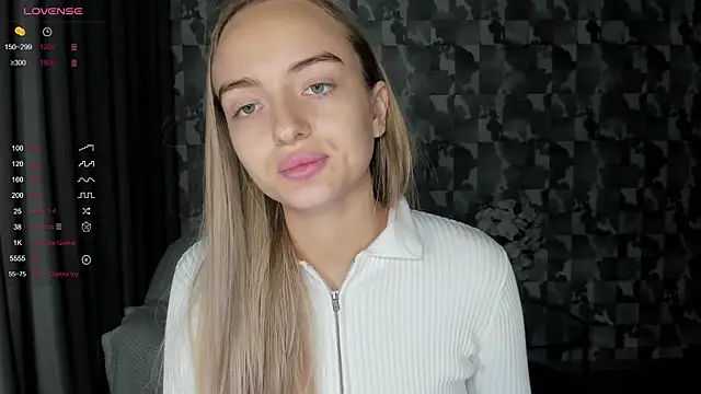 A delina online show from November 28, 2:42 pm