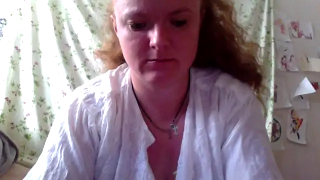 Rae Jeannie online show from July 11, 7:19 am