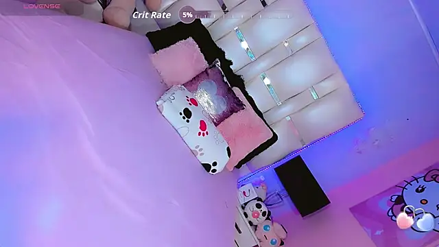 ArantzaCastillo  online show from September 27, 8:05 pm