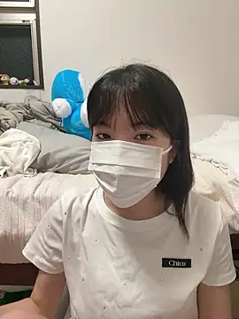 RIRI Chan  online show from June 26, 12:17 pm