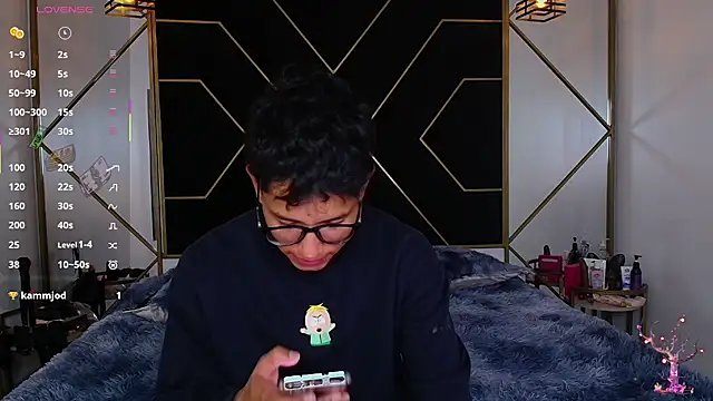 RyanPricee online show from November 4, 4:17 am