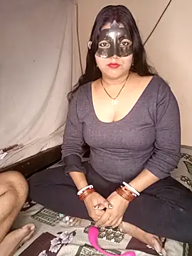 Hot muskaan online show from December 16, 5:41 pm