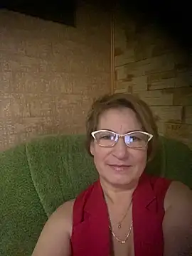 Snapshot of Prolisok473 chatting on October 20, 7:11 am Prolisok473 online show from October 20, 7:11 am