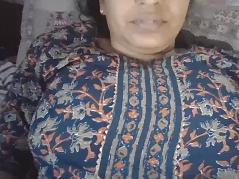 Hot-shanvi online show from April 28, 1:58 am