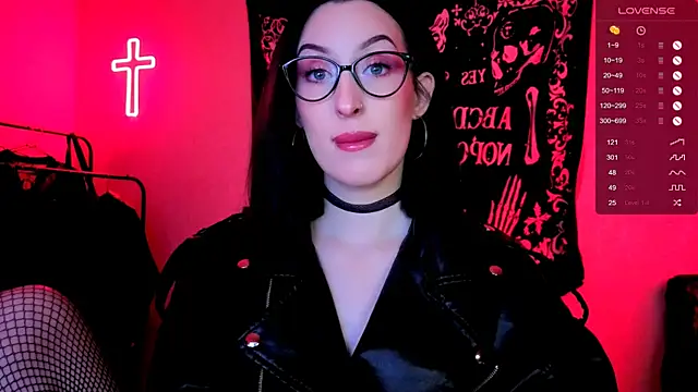 Miss Alice   online show from October 5, 12:48 am