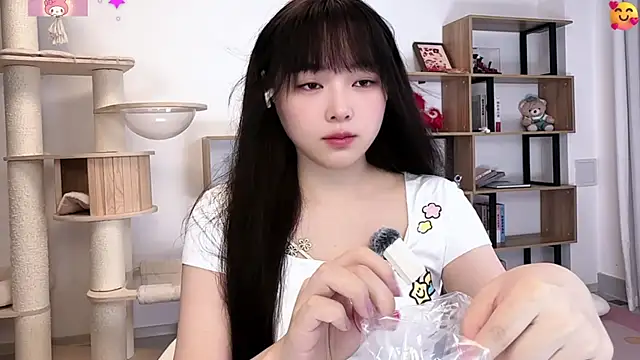 Chenjing0 online show from July 5, 12:33 pm