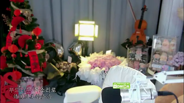 xixibaby- online show from March 11, 2:20 pm