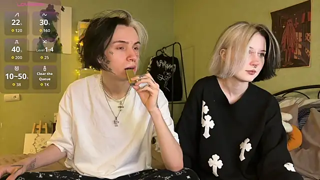 VeryRare TwinS online show from November 13, 11:48 pm