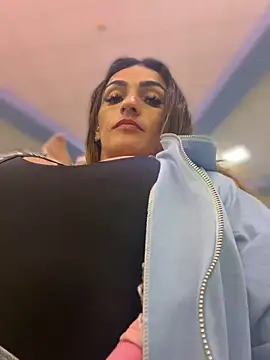 Samantha bigboobs online show from May 31, 1:33 am