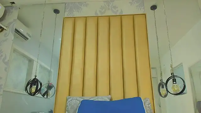 KonyBell online show from August 4, 1:39 pm