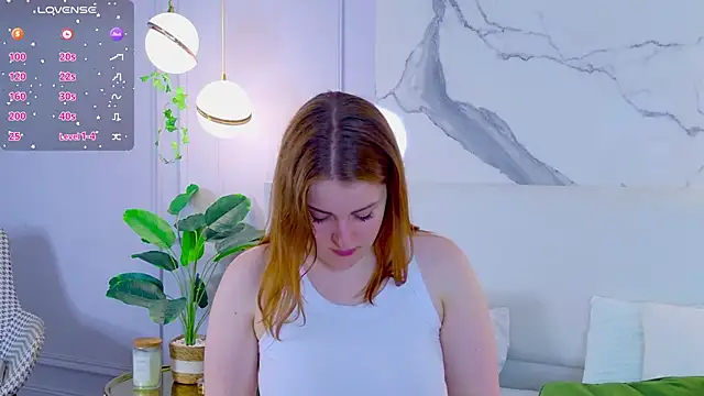 EllieGarson online show from July 25, 6:15 pm
