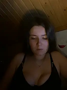 mewKate online show from July 24, 6:49 pm